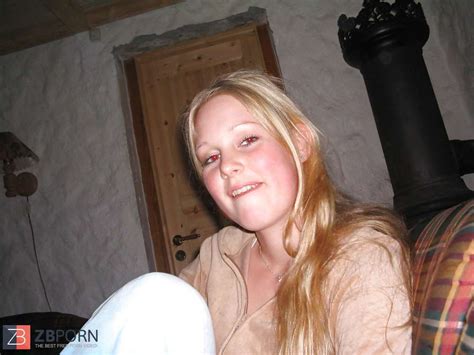 The Platinum Blonde Nextdoor ZB Porn