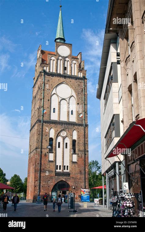 Steintor Gate Rostock Germany Stockfotos Und Bilder Kaufen Alamy