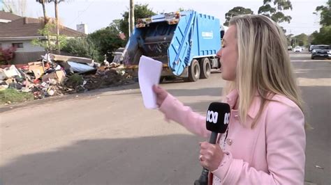 Maribyrnong Flood Clean Up Underway As Rubbish Removal Begins Abc News