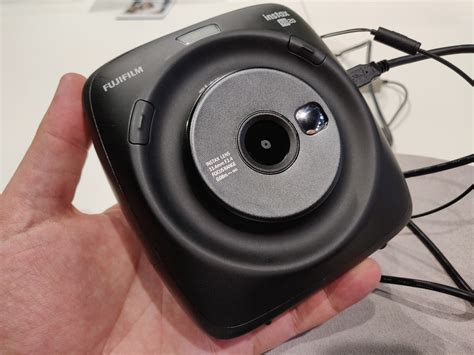 Fujifilm Instax Square SQ20 Hands-On | ePHOTOzine