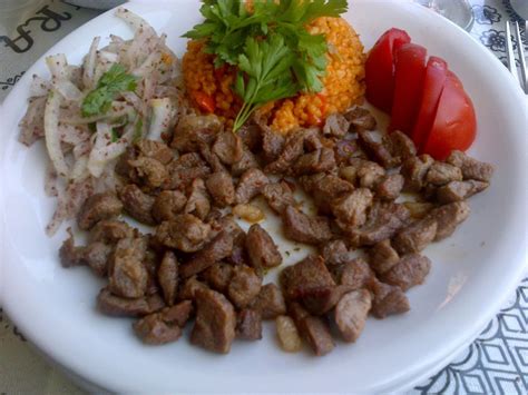 Turkmenistan Food Guide: 20 Popular Turkmen Dishes