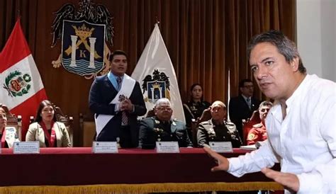 Mario Reyna juró como alcalde de Trujillo y se disculpó con agredidos