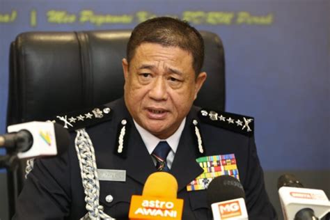 Polis Panggil Penganjur Perarakan Kibar Bendera China Utusan Malaysia