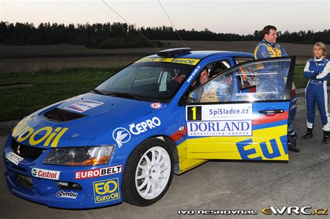 Pech V Clav Jun Uhel Petr Mitsubishi Lancer Evo Ix R Rally