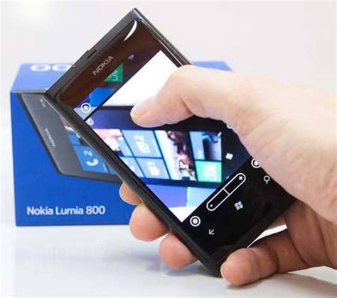 Nokia N9 Vs Lumia 800