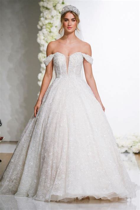15 Ballroom Wedding Dresses For A Glamorous Walk Down The Aisle