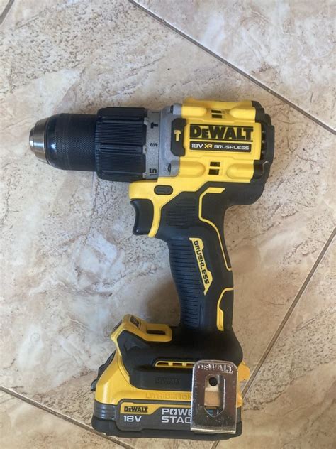 Комби винтоверт Деволт Dewalt DCD805 гр. Кюстендил Бял камък • OLX.bg