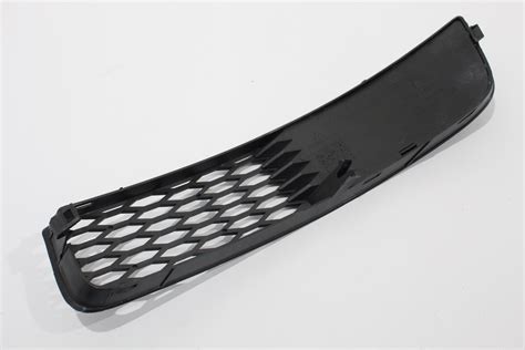 AUDI TT 8N Mk1 OS Right Lower Bumper Grill New Genuine 8N0807682A 51