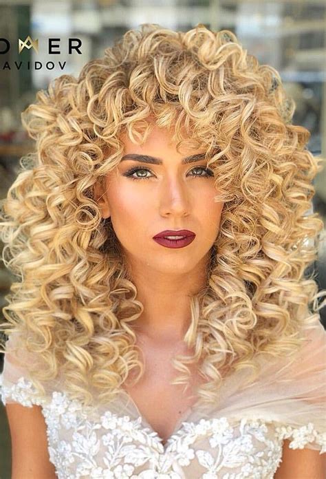 Curly Hair Updo Hairstyles How To Do A Halo Crown Braid Crochetbraids Camerongibson23