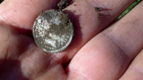 Metal Detecting With Minelab E Trac 7 Silver Finds From Large Historic Home Youtube