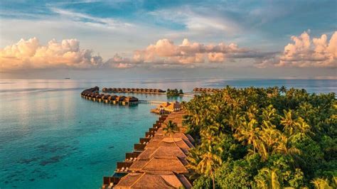 The Worst Time To Visit The Maldives Travelers Guide