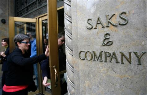 saks   leader   pack  hudsons bay fortune