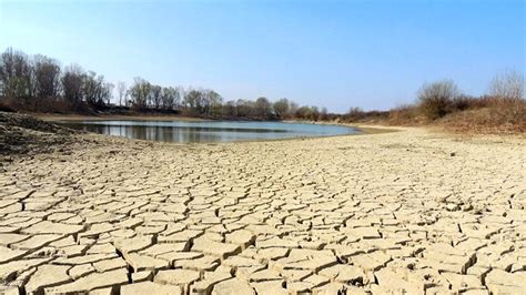 Clima Impazzito Fiume Po Salato Siccit Record E Disastri Per Maltempo