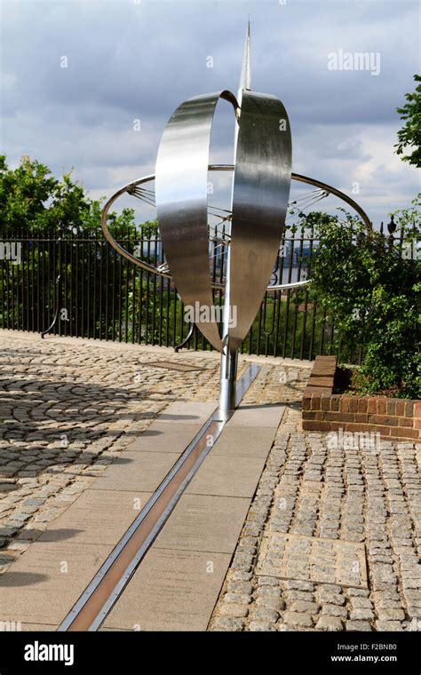 The Greenwich Meridian Hi Res Stock Photography And Images Alamy