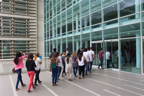 Centro Cultural Padre Carlos Guillermo Plaza 5 años innovando