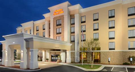 Hampton Inn & Suites Hotel in Lynchburg, VA