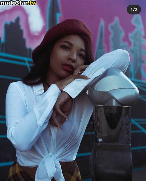 Mica Burton Micaburton Nude OnlyFans Photo 4 Nudostar TV