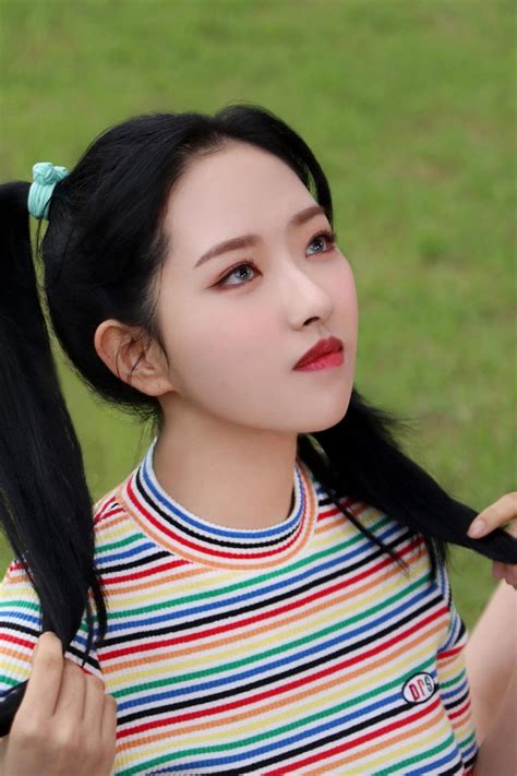 Son Hyejoo Charles S Issue And Humor