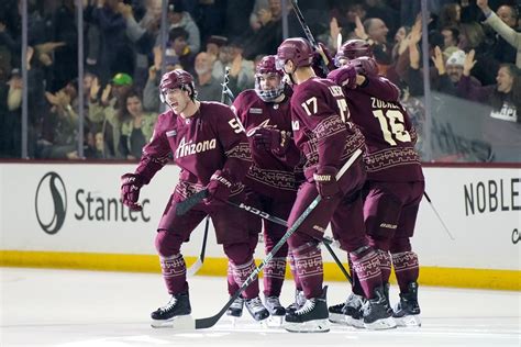 Jack McBain tranche en prolongation pour les Coyotes qui défont l