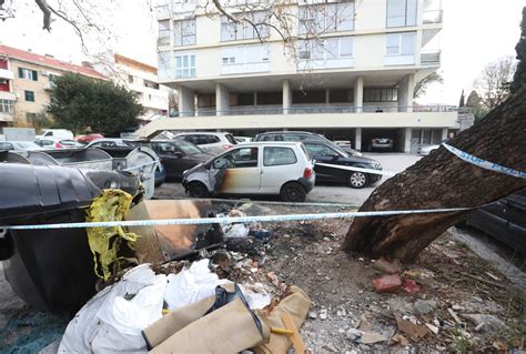 Galerija Slika U Splitu Gorjeli Kontejneri Vatra Je O Tetila I Tri