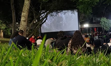 Cine Universitario Presenta “rompope Y Galletas” Un Nuevo Ciclo De Cine Al Aire Libre En La