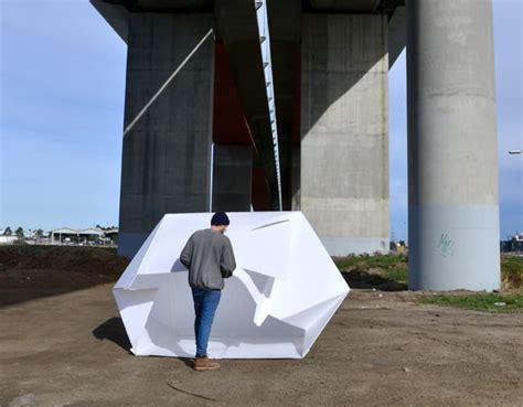 Collapsible Compact Shelter Pops Up In Under Two Minutes