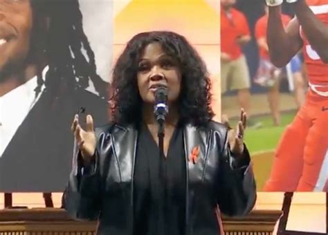 ‘we Serve A God Whos Able To Take Us Through Cece Winans Shares