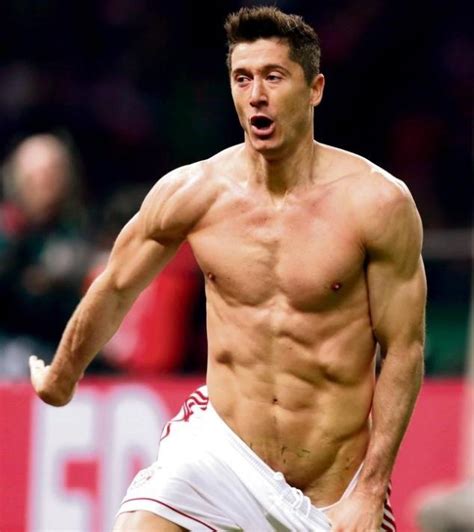 Robert Lewandowski Rsimplysporty