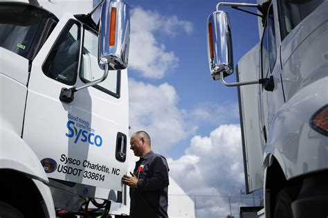 trucking payrolls soared   jobs  august wsj