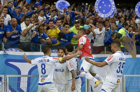 Cruzeiro bate o Grêmio nos pênaltis e vai à final da Copa do Brasil