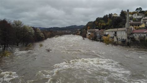 Vid O Fortes Pluies Mais Situation Sous Contr Le En Ard Che Ici