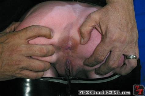 Excited Gothic In Bondage Act And Fucked By Her Master Porn Pictures