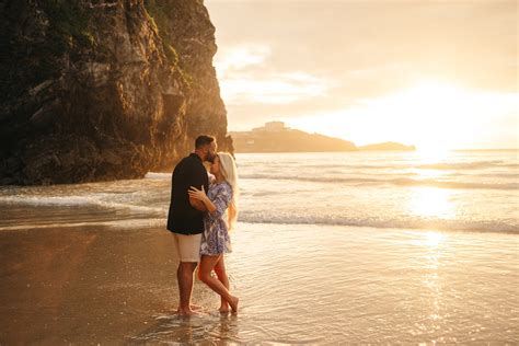 Cornwall Wedding Photographer Who Loves Shooting Elopements Weddings