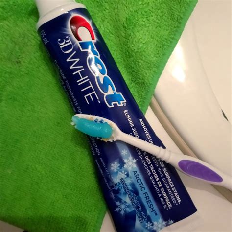 Crest 3D White Arctic Fresh Toothpaste Reviews In Toothpastes