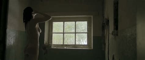 Nude Video Celebs Valentina Bassi Nude Al Desierto 2017