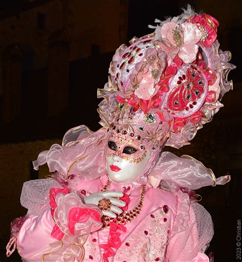 Eve Posant Au Carnaval V Nitien D Annecy Le Mars