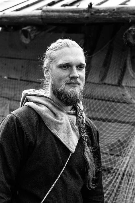 Создать мем "сериал викинги рагнар лодброк, викинги рагнар, рагнар ...