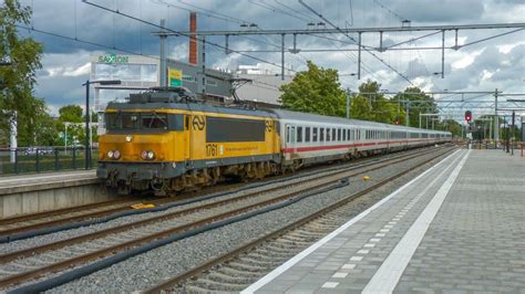 Ns Met Icb Kruist Met Sng Te Station Apeldoorn Youtube