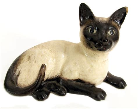 Beswick Siamese Cat Figurine Seal Point Cat Brown Eyes 1559 England