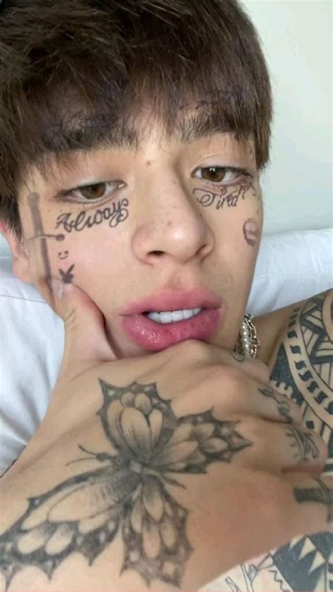 Max Valenzuela Tiktok Tatuajes Vintage Famosas Guapas Marcas