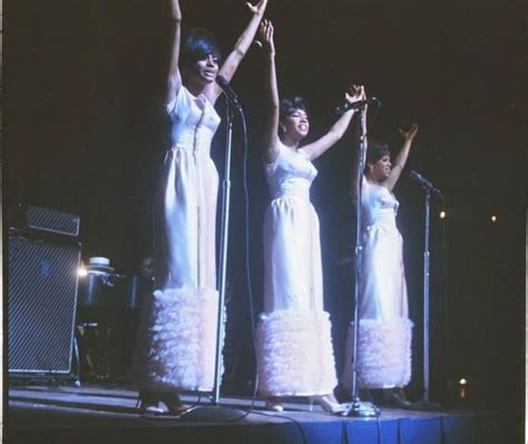 Supremes show photo.