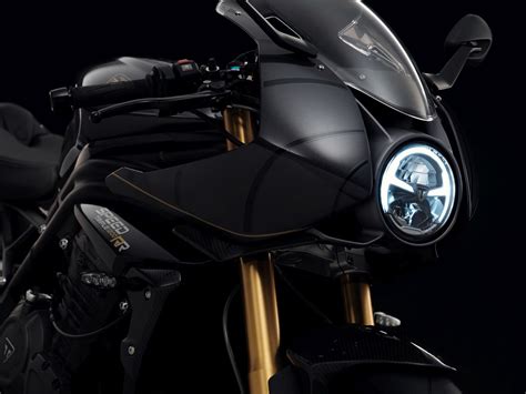 Triumph Speed Triple Rr Bond Edition