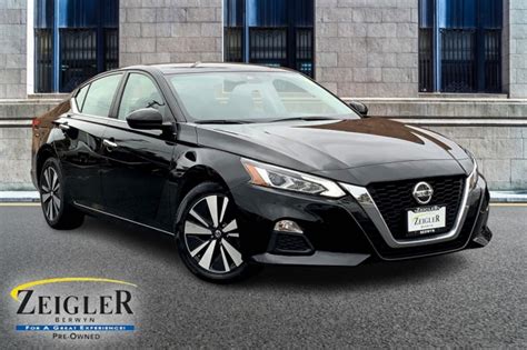 Pre Owned 2022 Nissan Altima 2 5 SV 4D Sedan In Schaumburg A5740