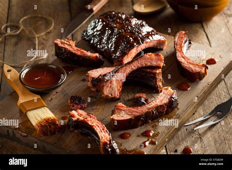 Homemade Smoked Barbecue Pork Ribs Ready To Eat Stock Photo Alamy