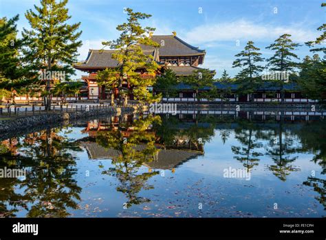 Reflection Pond Outside The Todaiji Temple Nara Japan Stock Photo Alamy