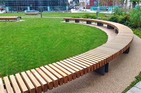 Curved Bench Seating For Outdoor Spaces