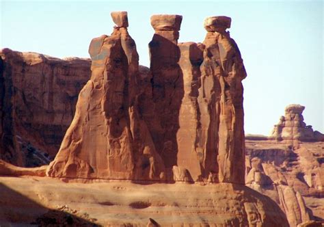 Photographs Of The Three Gossips Sandstone Pinnacles In The Courthouse