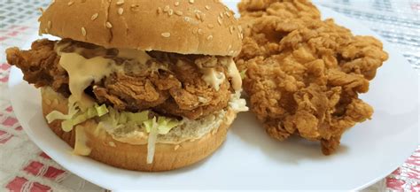 KFC Zinger Burger – Naush Kitchen Routine