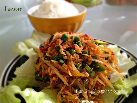 My Kitchen Lab: Lawar Pepaya Muda ( Balinese Papaya Salad )