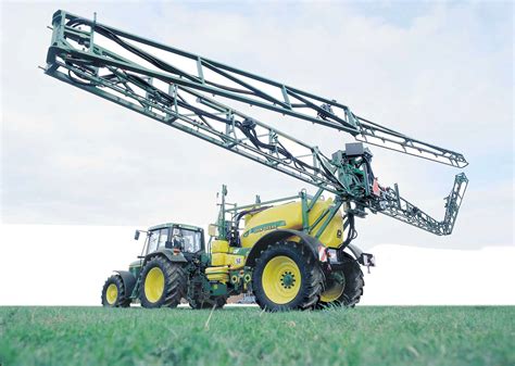 Driving Impression John Deere 800 Series Sprayers Profi